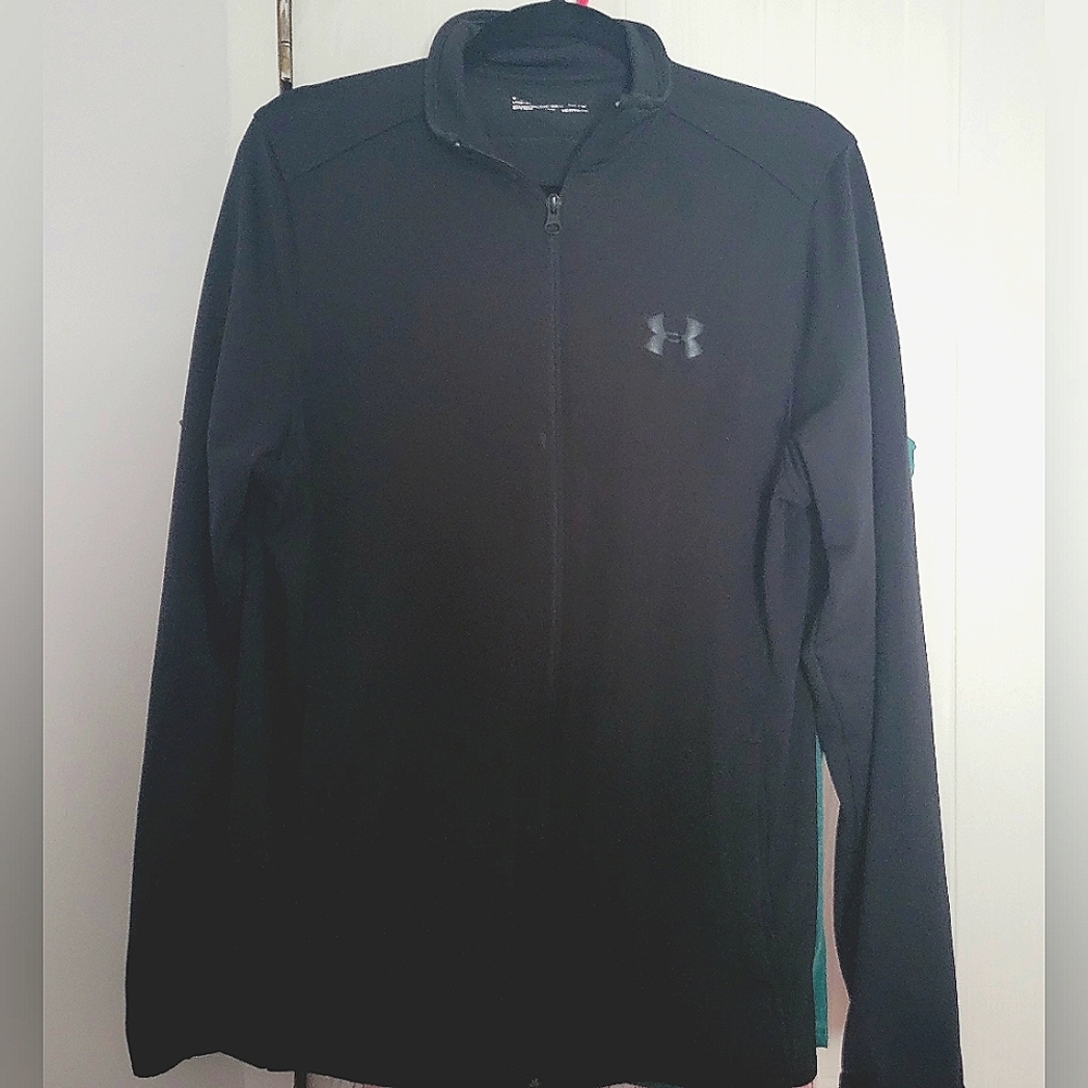 Womens Under Armour lightweight jacket Sz M